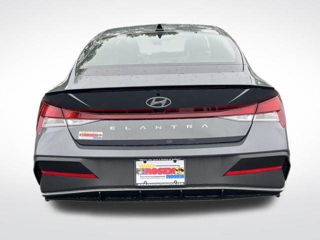 new 2025 Hyundai Elantra car, priced at $22,925