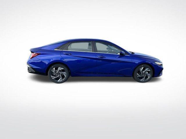 new 2025 Hyundai Elantra car, priced at $26,245