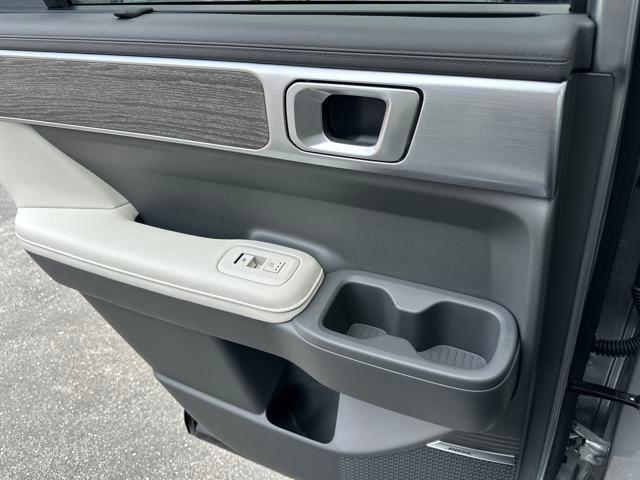 new 2024 Hyundai Santa Fe car, priced at $42,995