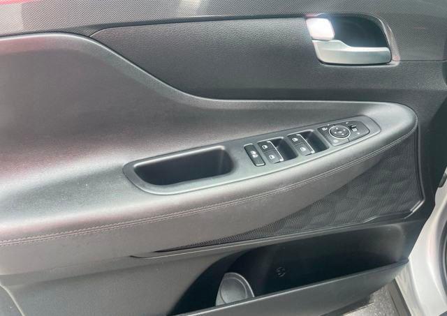 used 2023 Hyundai Santa Fe car, priced at $24,987