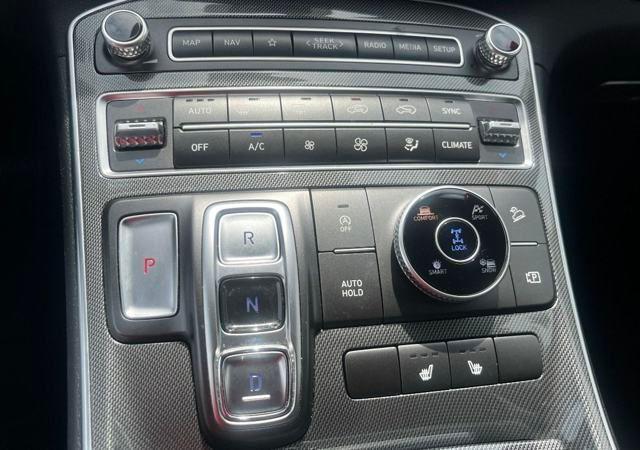 used 2023 Hyundai Santa Fe car, priced at $24,987