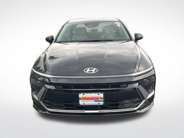 new 2025 Hyundai Sonata Hybrid car, priced at $32,360