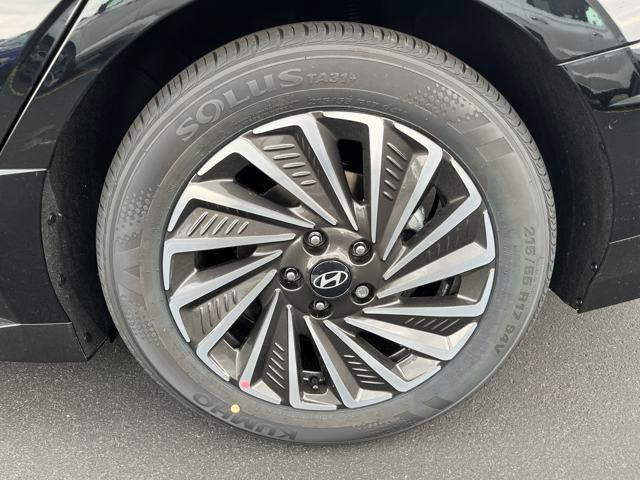 new 2025 Hyundai Sonata Hybrid car, priced at $32,360