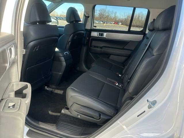 new 2025 Hyundai Santa Fe car, priced at $39,149