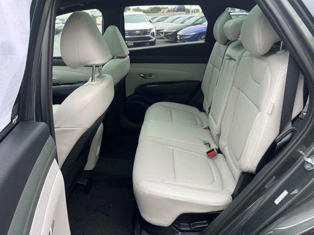 new 2025 Hyundai TUCSON Hybrid car, priced at $38,330