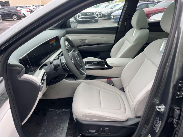 new 2025 Hyundai TUCSON Hybrid car, priced at $38,330