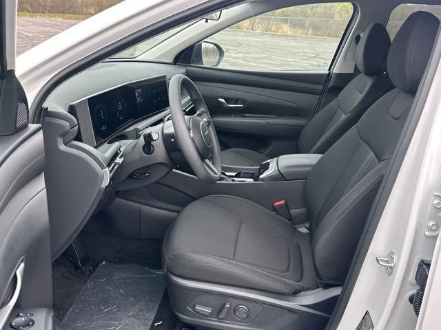 new 2025 Hyundai Tucson car, priced at $32,940