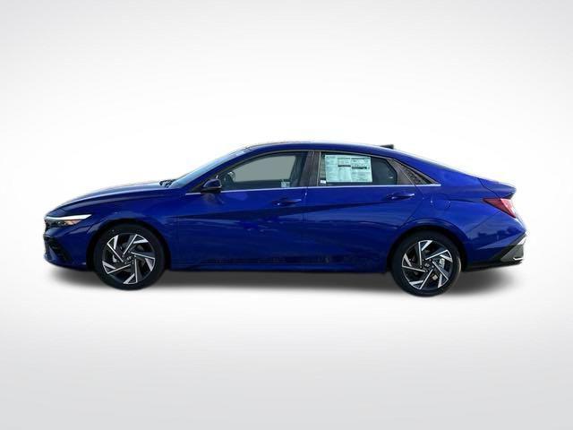 new 2025 Hyundai Elantra car, priced at $27,200