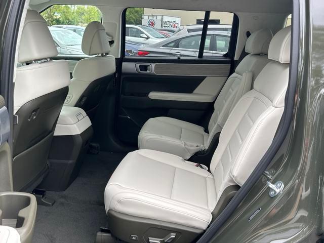 new 2025 Hyundai SANTA FE HEV car, priced at $47,060