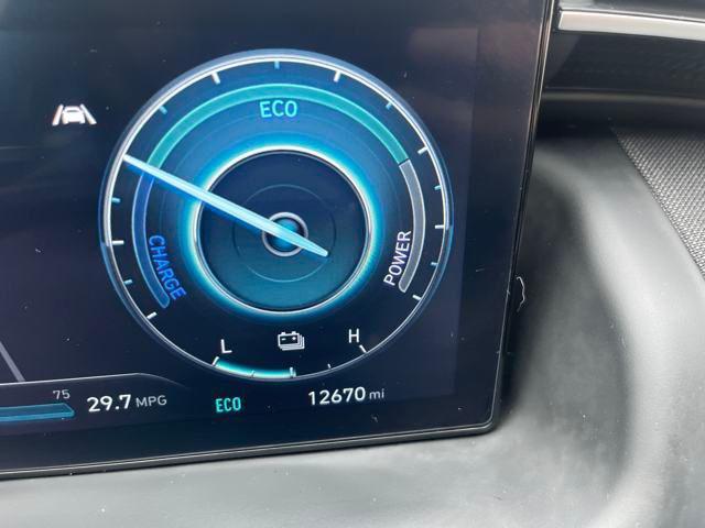 used 2024 Hyundai TUCSON Hybrid car, priced at $32,455