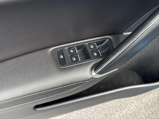 used 2016 Volkswagen Golf SportWagen car, priced at $12,495