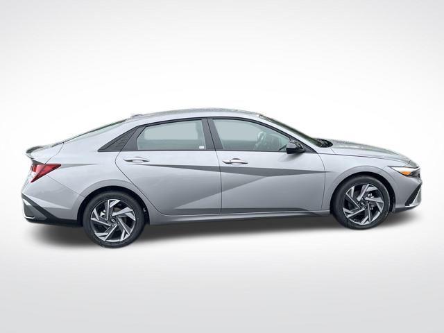 new 2025 Hyundai Elantra car, priced at $22,925