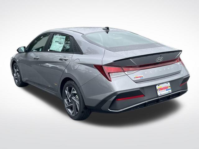 new 2025 Hyundai Elantra car, priced at $22,925
