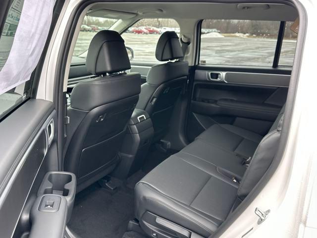 new 2025 Hyundai Santa Fe car, priced at $39,189