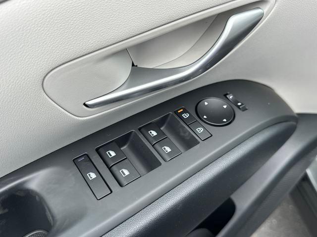 new 2025 Hyundai TUCSON Hybrid car, priced at $37,250