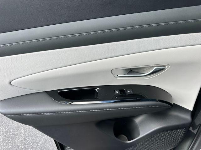 new 2025 Hyundai TUCSON Hybrid car, priced at $38,340