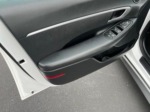 used 2022 Hyundai Sonata car, priced at $19,617