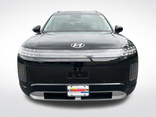 new 2026 Hyundai IONIQ 9 car, priced at $68,270