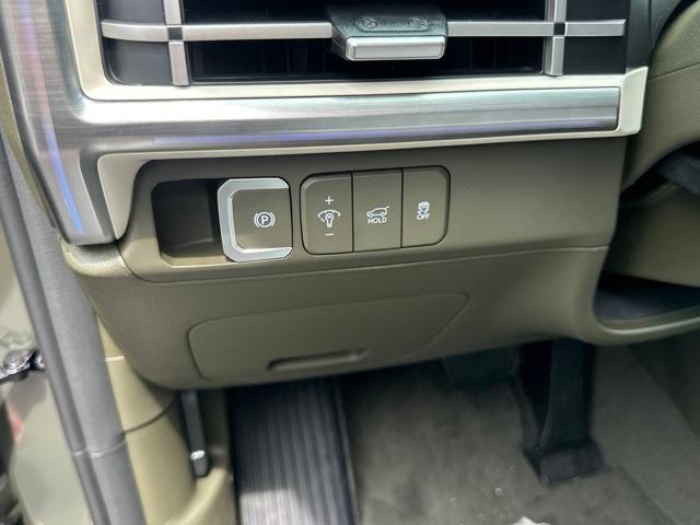 new 2025 Hyundai SANTA FE HEV car, priced at $47,065