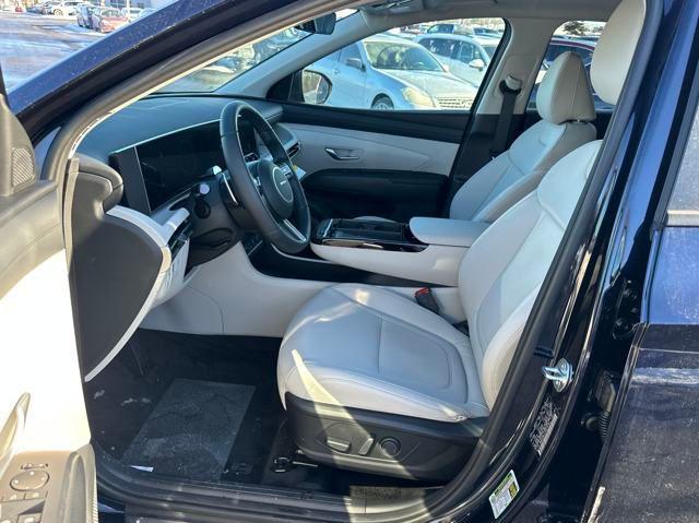 new 2025 Hyundai TUCSON Hybrid car, priced at $37,285