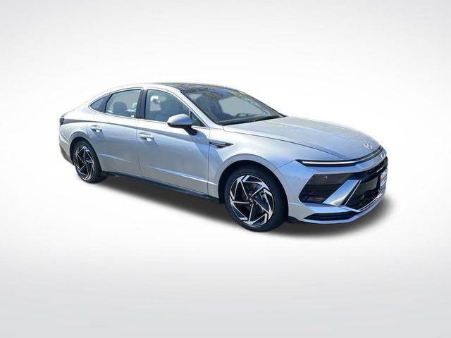 new 2024 Hyundai Sonata car, priced at $29,665