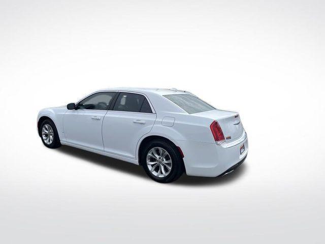 used 2019 Chrysler 300 car, priced at $14,985