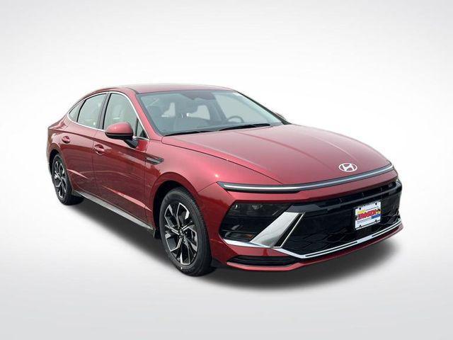 new 2025 Hyundai Sonata car, priced at $29,010