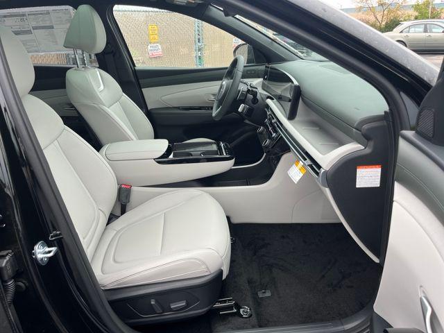 new 2025 Hyundai TUCSON Hybrid car, priced at $38,330