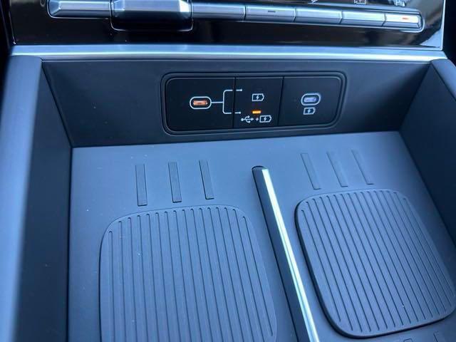new 2025 Hyundai Santa Fe car, priced at $36,140