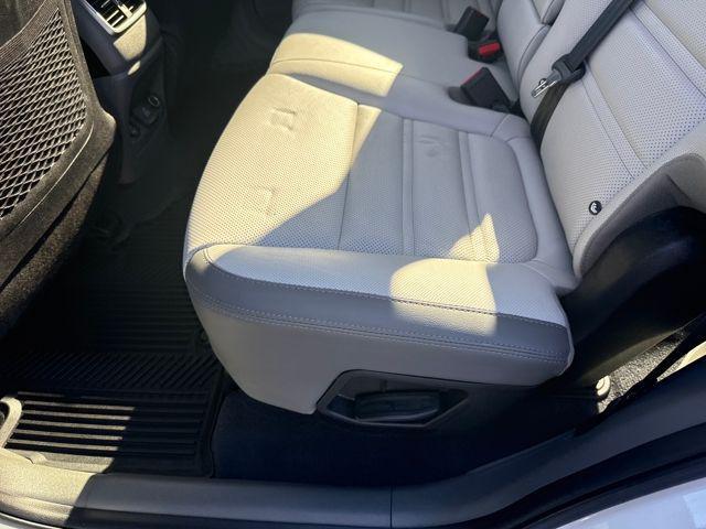 used 2019 Kia Sorento car, priced at $19,494