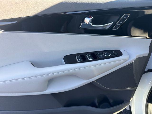 used 2019 Kia Sorento car, priced at $19,494