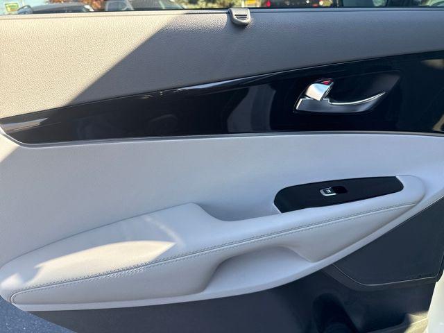 used 2019 Kia Sorento car, priced at $19,494