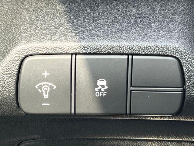 new 2025 Hyundai Elantra car, priced at $22,010