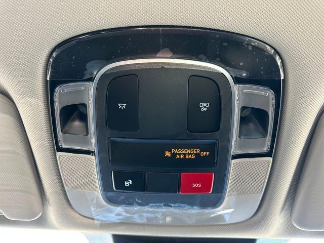 new 2026 Hyundai TUCSON Hybrid car, priced at $31,275