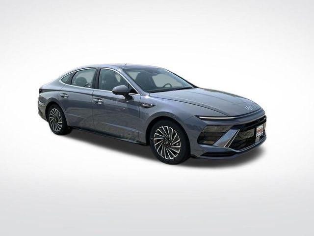 new 2024 Hyundai Sonata Hybrid car, priced at $37,211