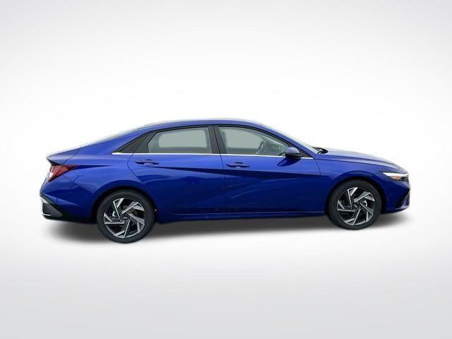 new 2025 Hyundai Elantra car, priced at $27,230