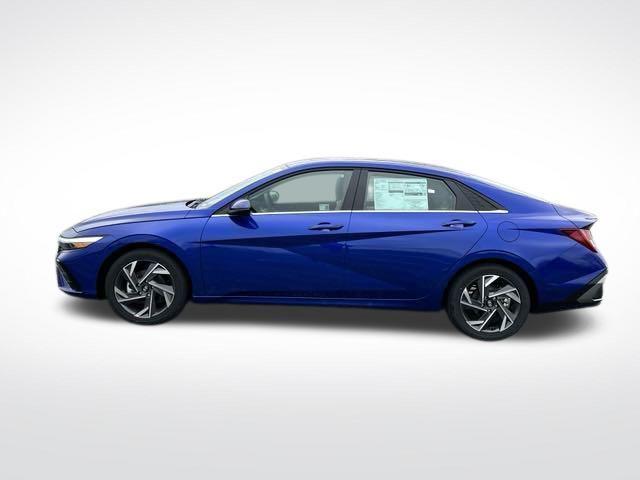 new 2025 Hyundai Elantra car, priced at $27,230