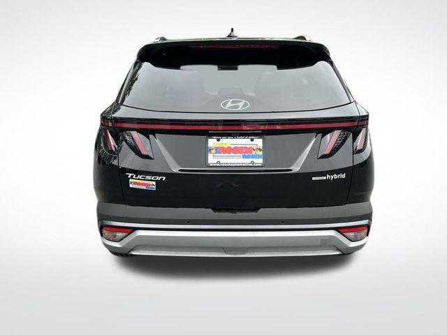 new 2025 Hyundai TUCSON Hybrid car, priced at $40,995