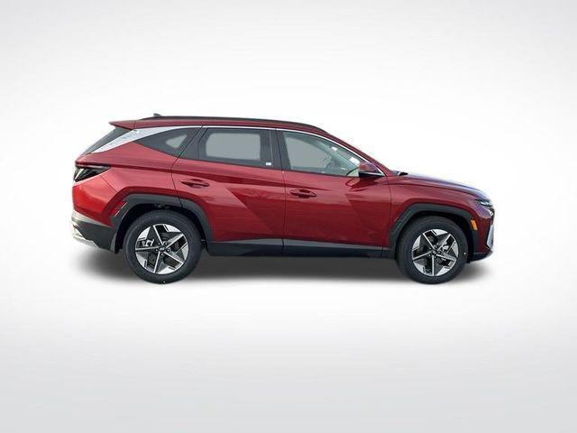 new 2025 Hyundai Tucson car, priced at $34,090