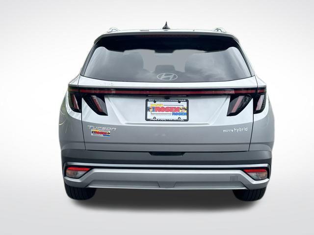 new 2025 Hyundai TUCSON Hybrid car, priced at $35,690