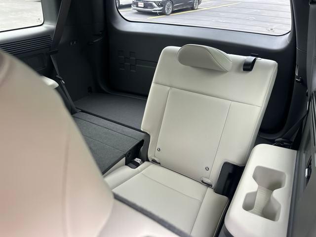 new 2025 Hyundai Santa Fe car, priced at $35,075