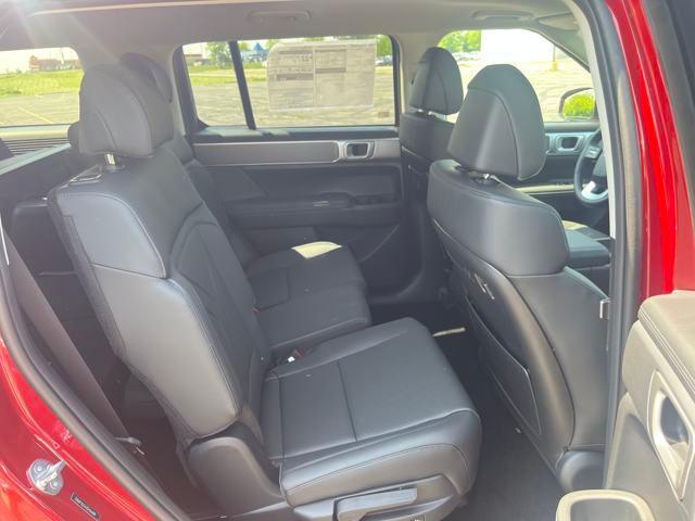 new 2025 Hyundai Santa Fe car, priced at $42,115