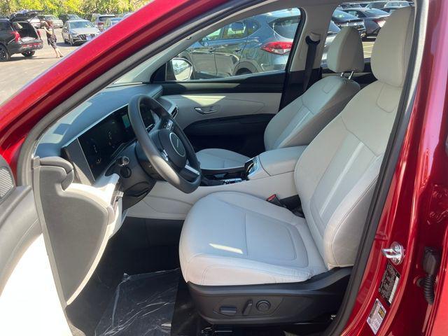 new 2025 Hyundai Tucson car, priced at $29,670