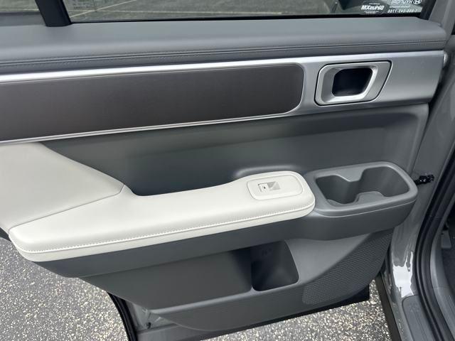 new 2025 Hyundai Santa Fe car, priced at $39,153