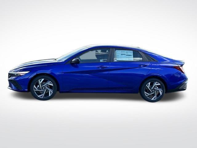 new 2025 Hyundai Elantra car, priced at $23,665