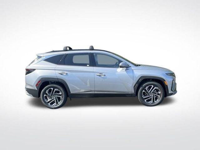 new 2025 Hyundai TUCSON Hybrid car, priced at $37,930