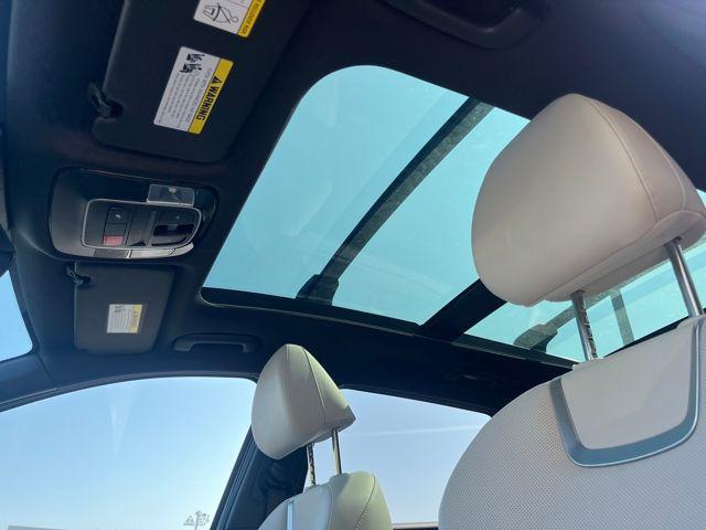 new 2025 Hyundai TUCSON Hybrid car, priced at $37,930