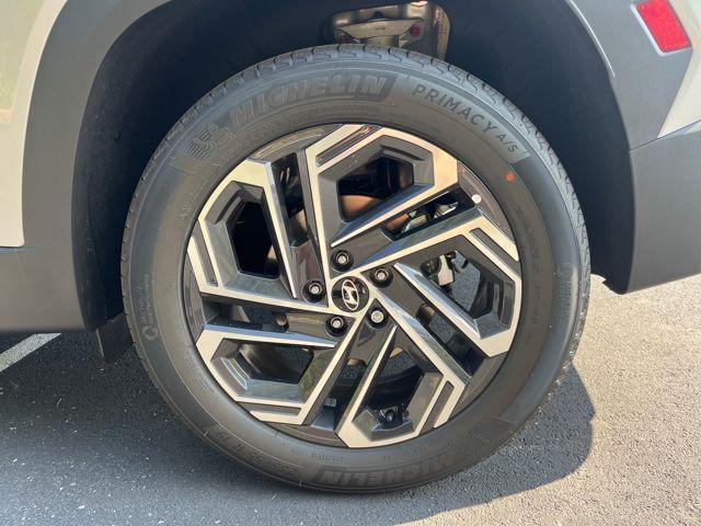 new 2025 Hyundai TUCSON Hybrid car, priced at $37,930