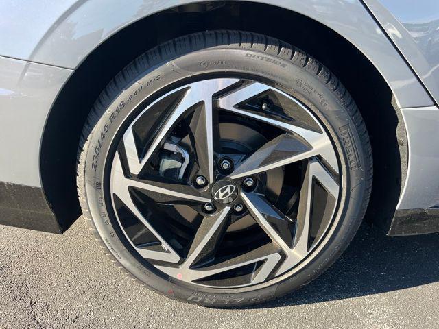 new 2026 Hyundai Sonata car, priced at $30,275