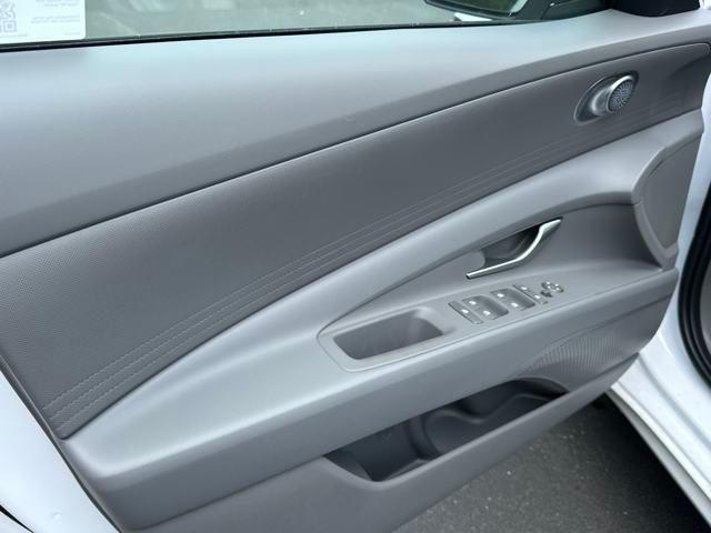 new 2025 Hyundai ELANTRA HEV car, priced at $26,265
